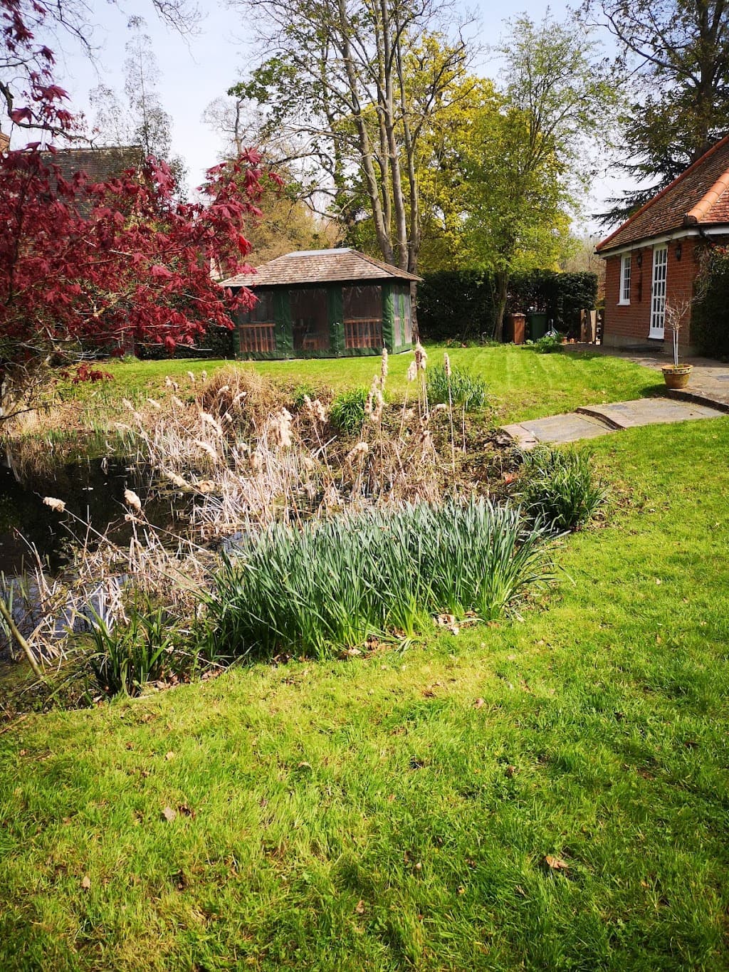 Bramble & Nettle Gardening Services