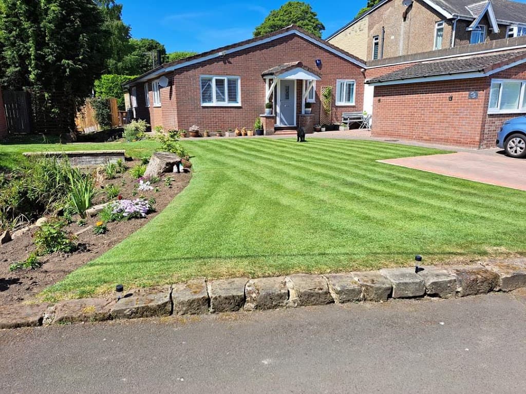 Tyne lawns