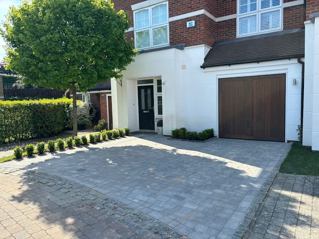 London & Surrey Landscaping