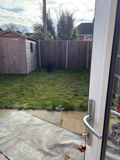 James Steven - landscapes and lawns — Customer photo