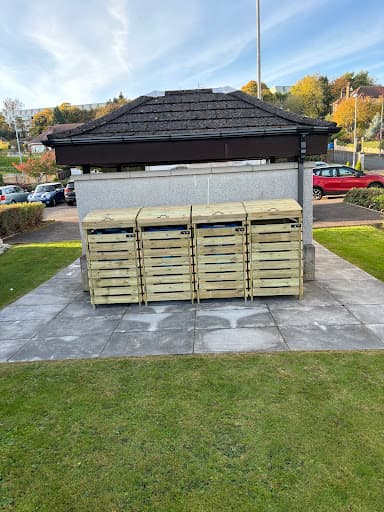 Landscape Gardeners Glasgow - Decking, Driveways, Fencing & Patios — Customer photo