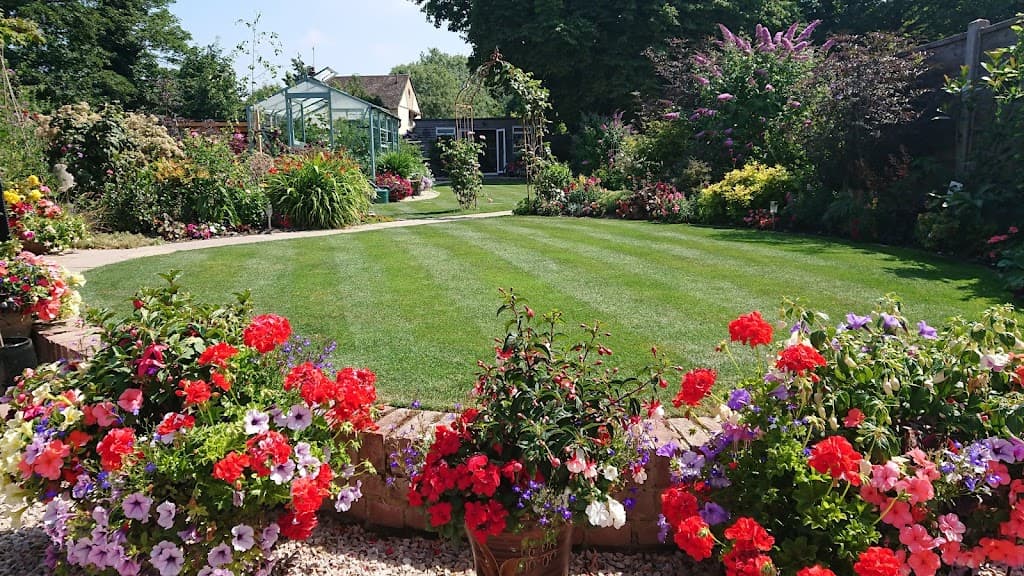 DM Garden Solutions