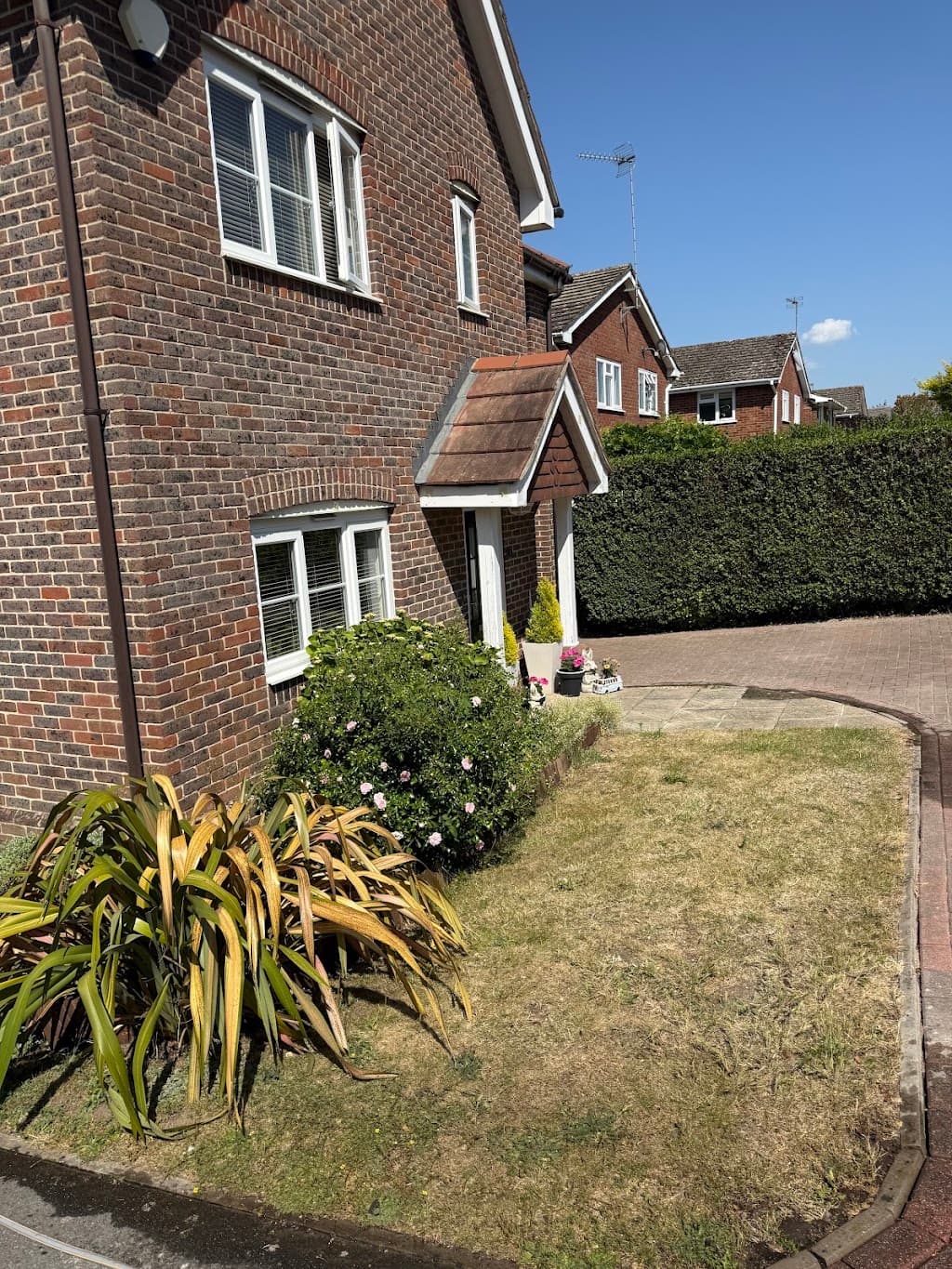 Howard and sons landscape gardening
