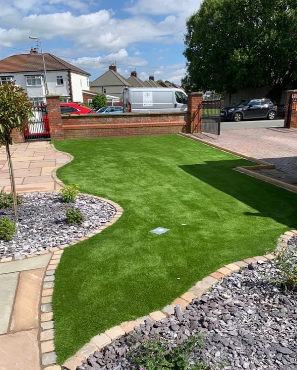 Edgar Landscapes & driveways Ltd