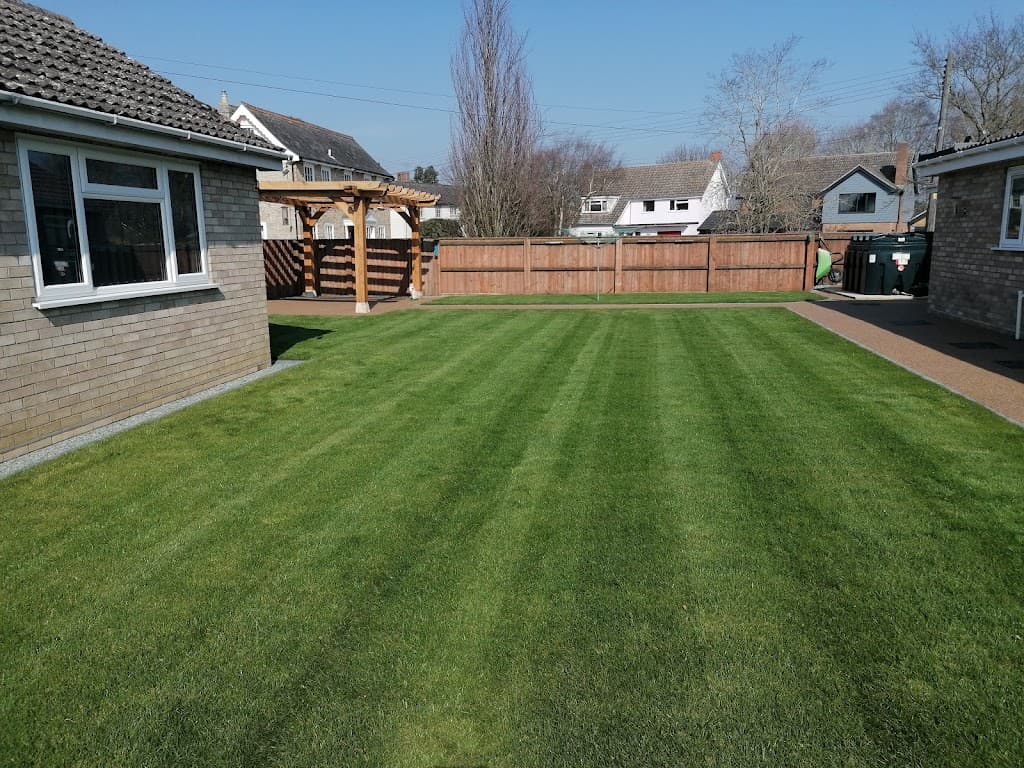 Total Lawns