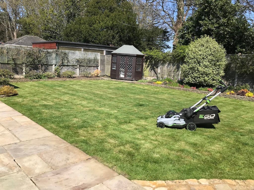Polar Lawn Care