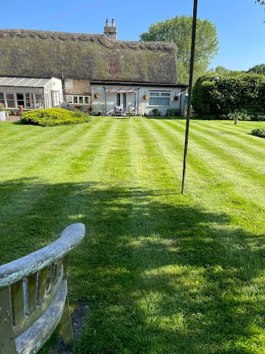Elite Lawn Maintenance Ltd — Customer photo