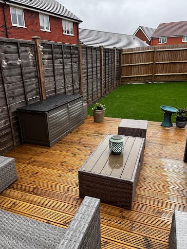 Wolverhampton artificial lawns — Customer photo