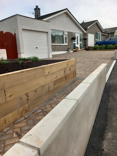 Createscape Landscaping & Fencing Services — Customer photo