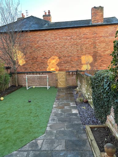 Robins Nest Landscapers Ltd — Customer photo