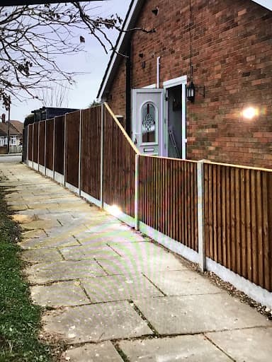 Lloyd Downes Co. Tree Surgery Landscaping & Fencing — Customer photo