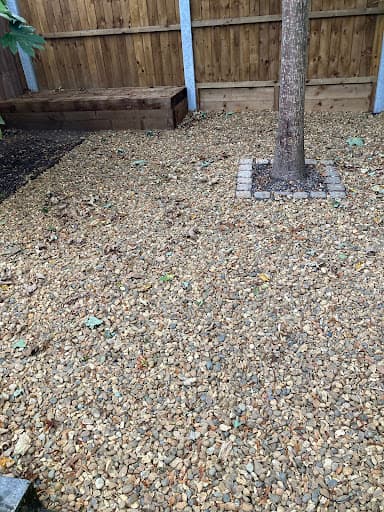 LANCASTER'S GARDENCARE — Customer photo